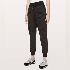 Dance Studio Jogger *29"